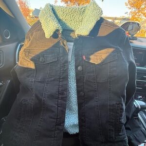 Black Levi’s Denim Jacket with Sherpa Lining